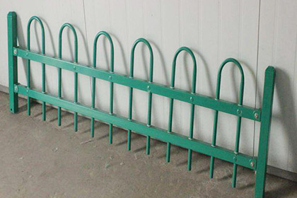 沈阳PVC草坪锌钢护栏