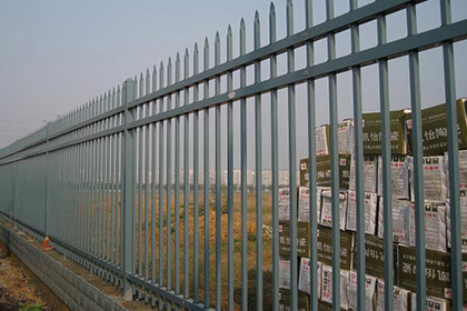 校园锌钢护栏